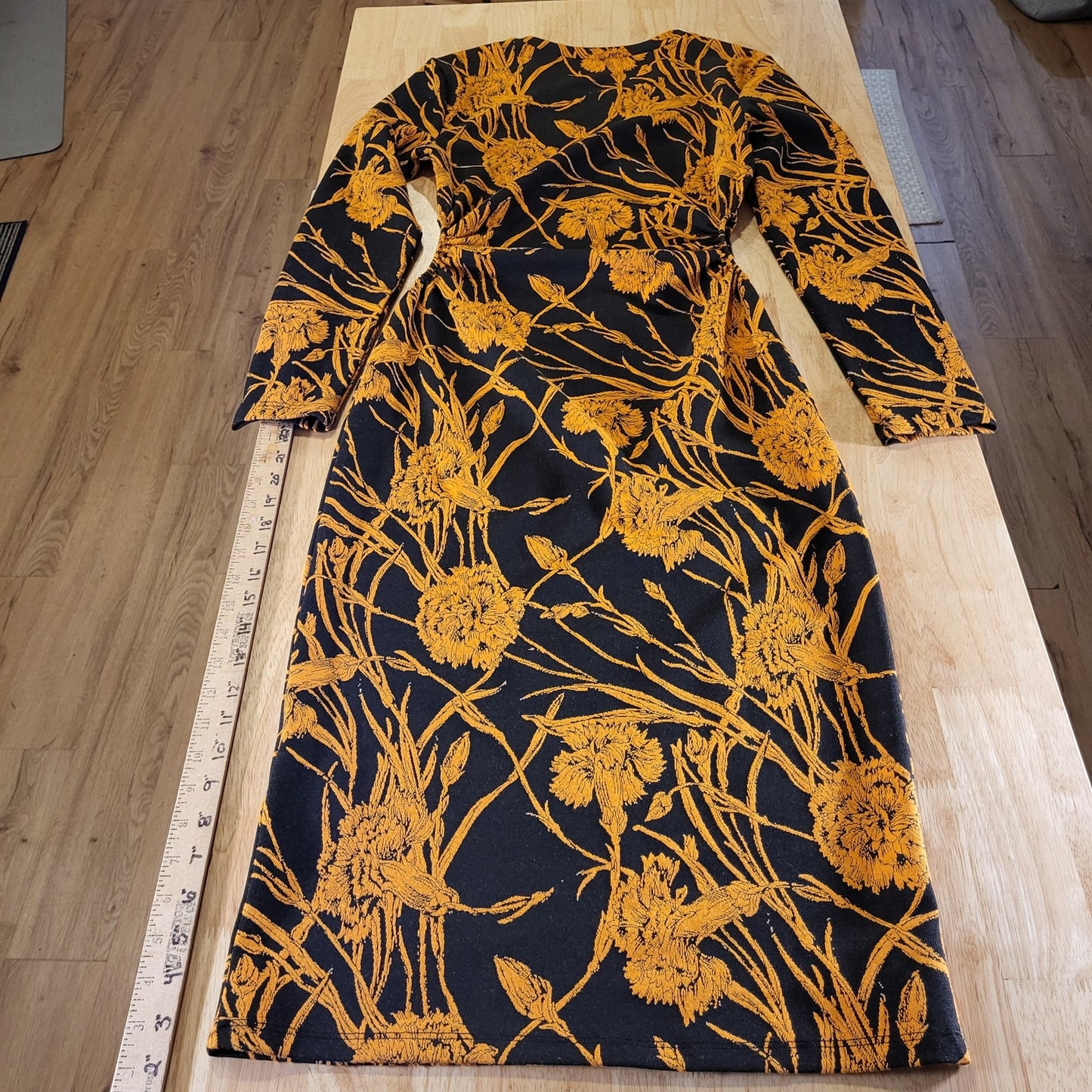 Zara Bodycon Yellow Floral Print Knit Stretch Waist Cutouts Midi Length