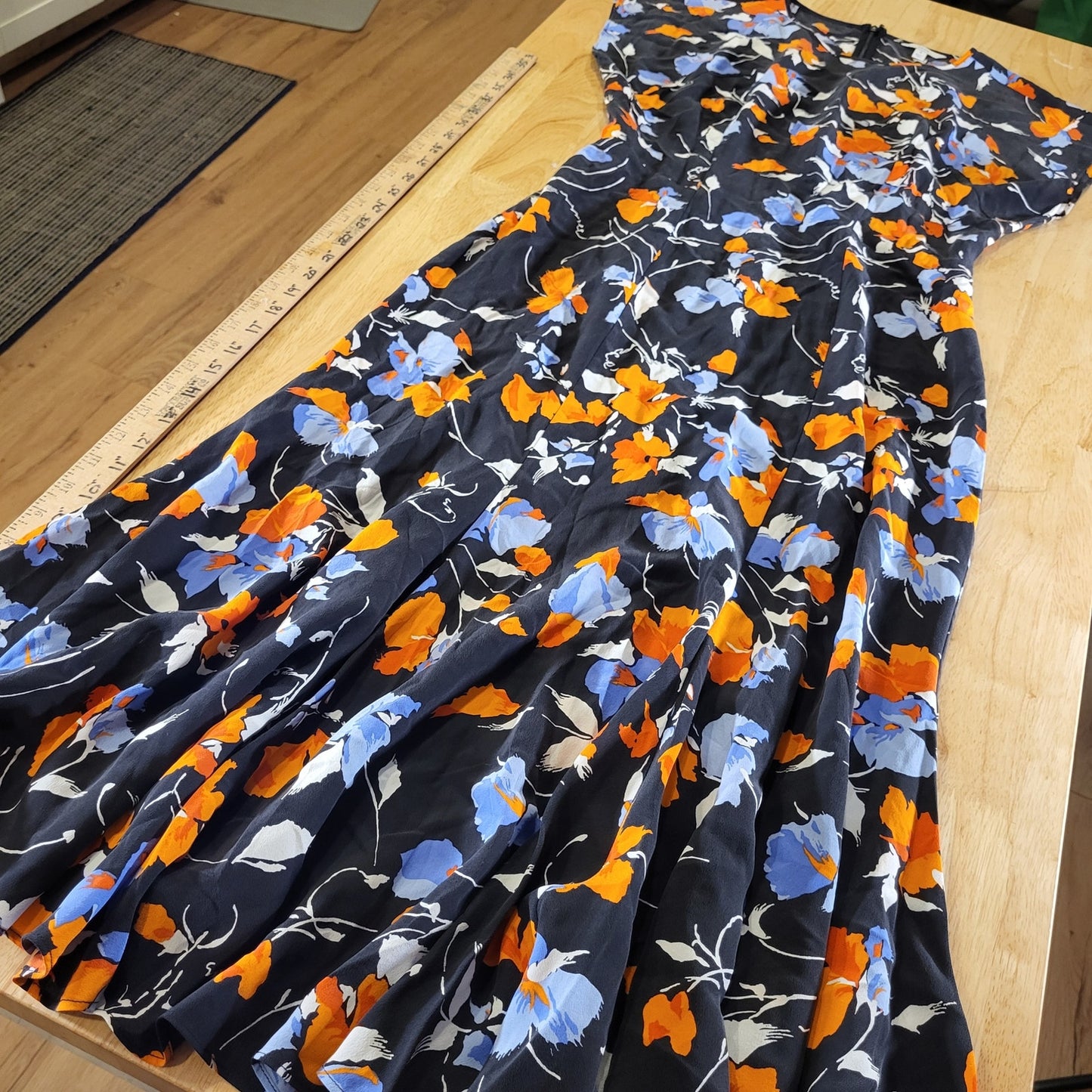 Joie Blue Orange Floral 100% Silk Sleeve Cap Sleeve Mermaid Hem Bias Cut 4