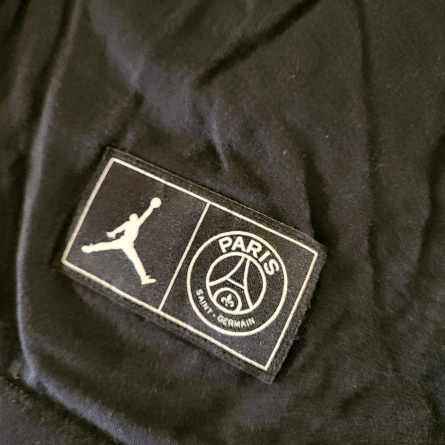 Michael Jordan Paris Basketball Black T-shirt Green White Small