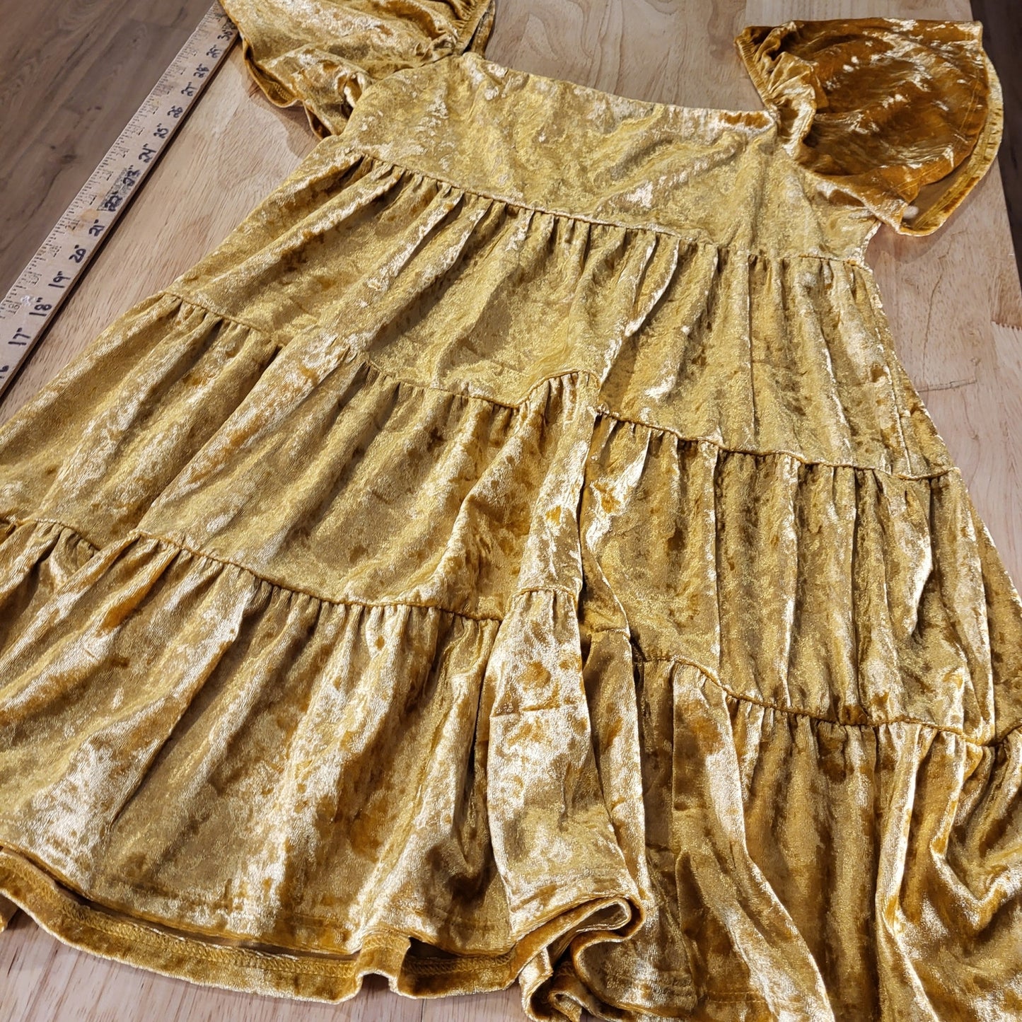 All In Favor Gold Velvet Flutter Sleeve Tiered Ruffle Mini Dress Medium
