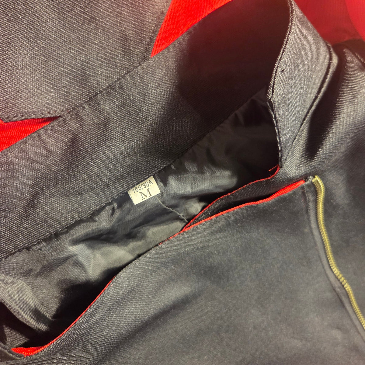 Assassin's Creed red black hooded zip jacket Tails button detail size medium
