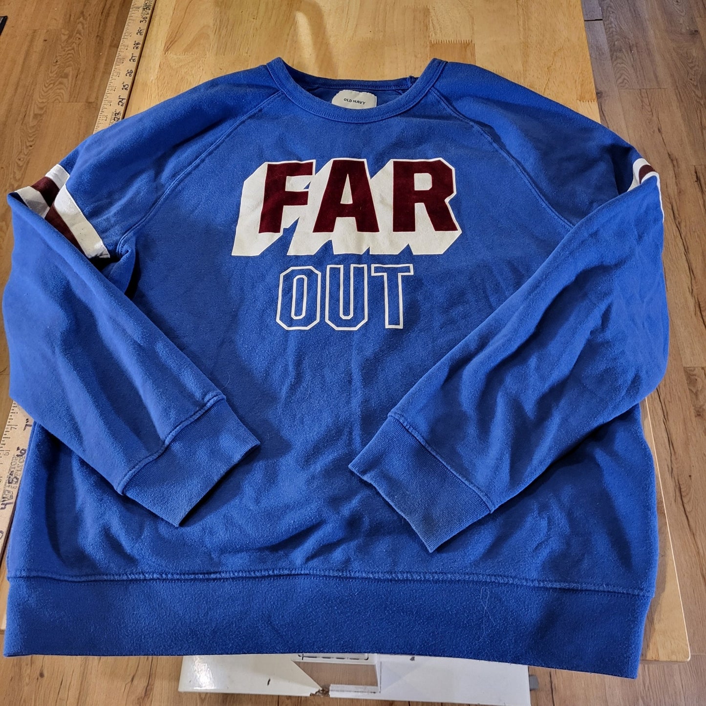 Old Navy Blue Sporty "FAR OUT" Crew Neck Sweatshirt Arm Stripe Detail red white