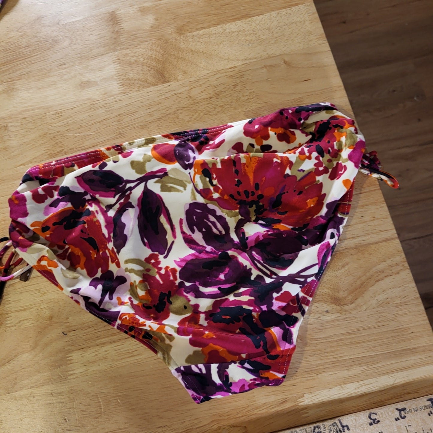 Be Creative Two Piece Halter Bikini Floral Abstract Padded Large
