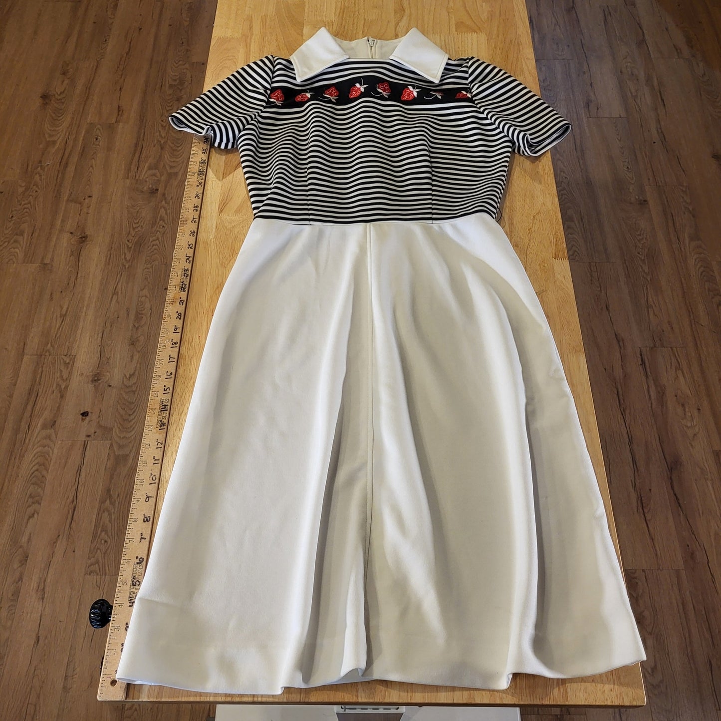 Vintage Polyester Black White Striped Strawberry Collared Short Sleeve
