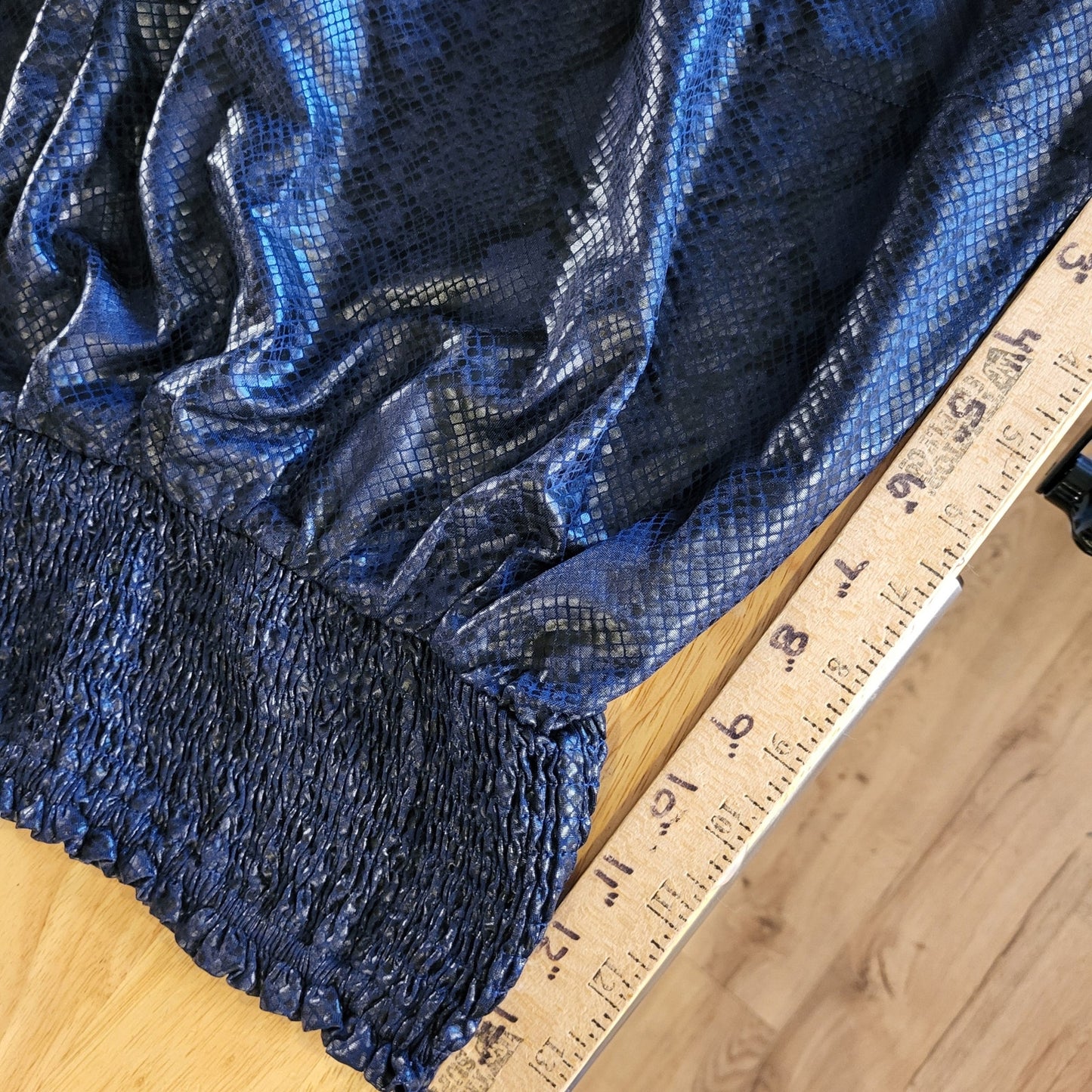 NWT Fab'rik Elastic Waist Slinky Animal Print Blue 28" Waist Soft