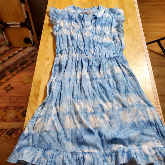 Absolutely Famous sleeveless ruffle sleeve cap blue cloud print elastic gather L