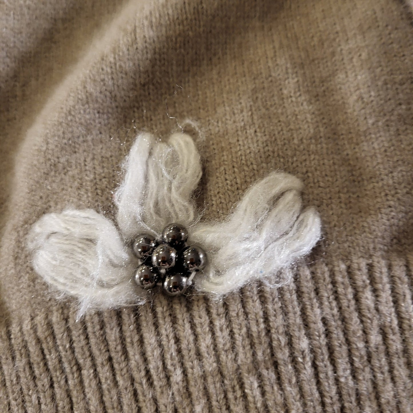 Yesmi Beige Cardigan Button Floral Embroidered Embellishment Knit 23" P2P