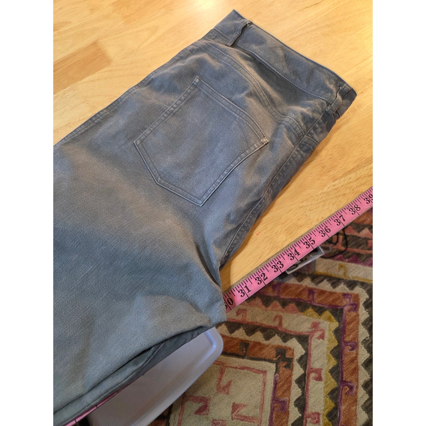 St. John's size 12 gray straight leg denim jeans