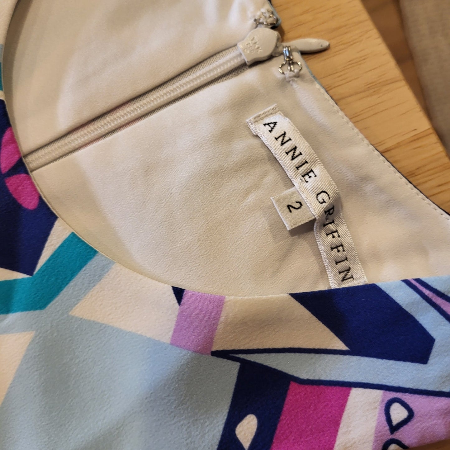 Annie Griffin Max Geometric Print Colorful Purple Pink Size 2