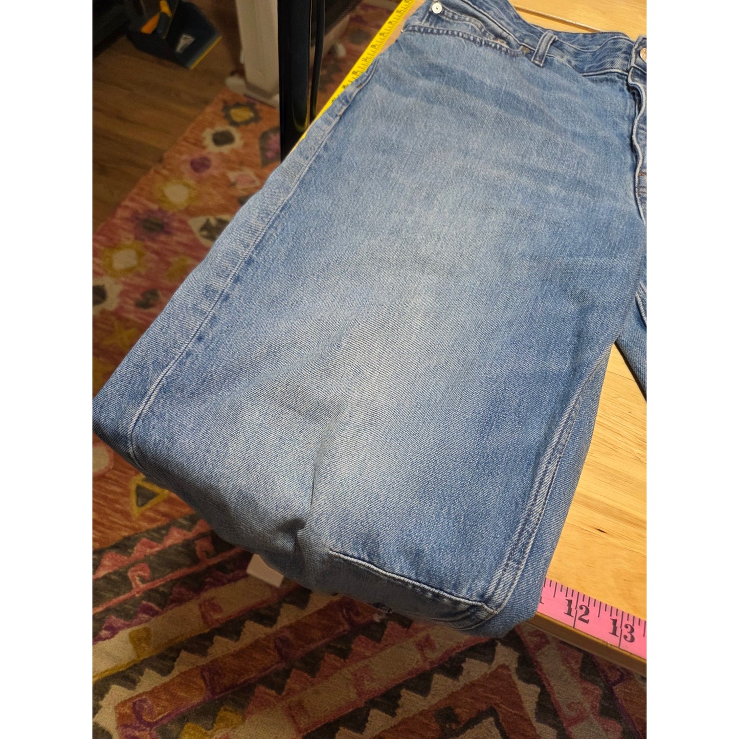 Madewell The Darted Barrel leg Jean size 30 light wash