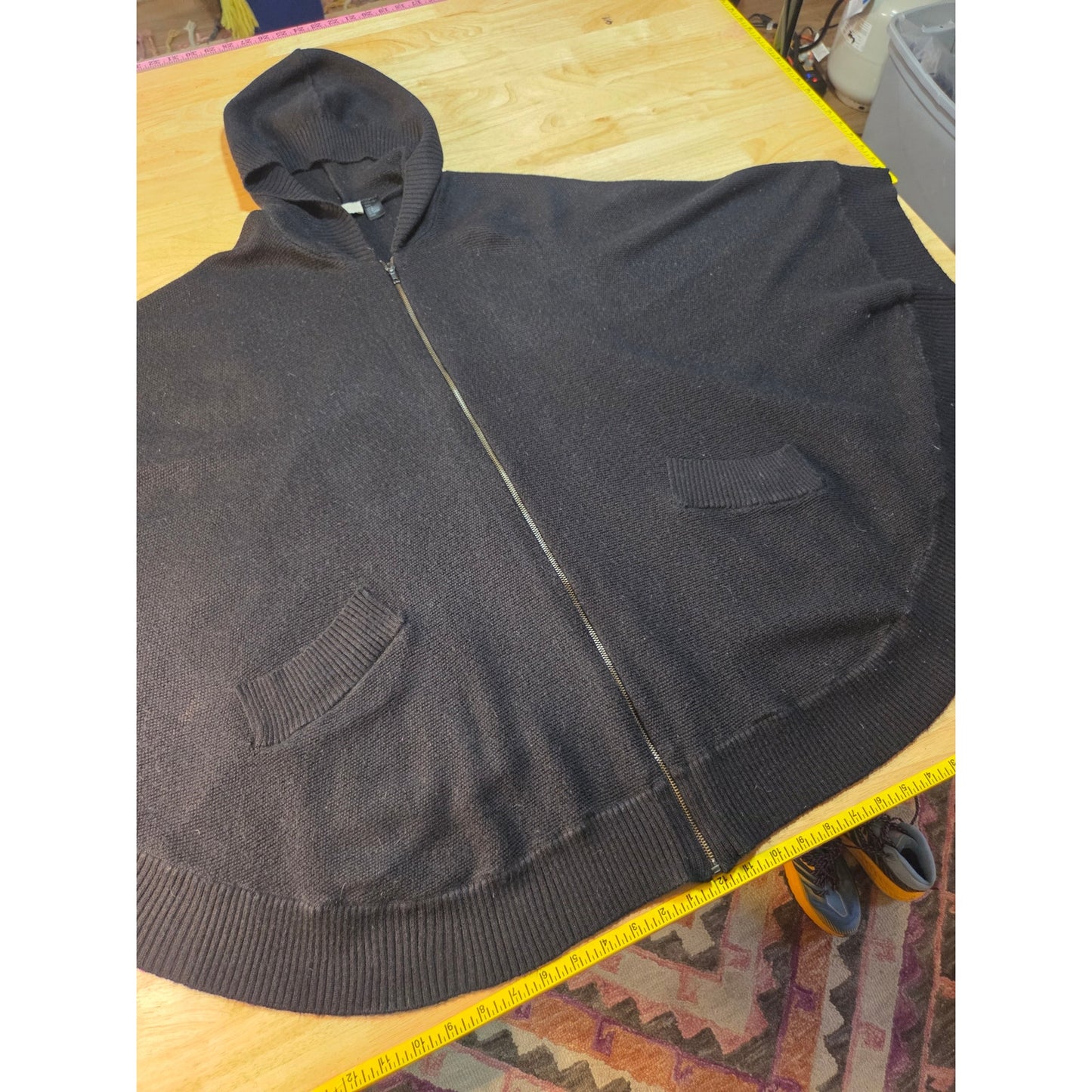 H&M Black close knit hooded Poncho zip front pockets  one size