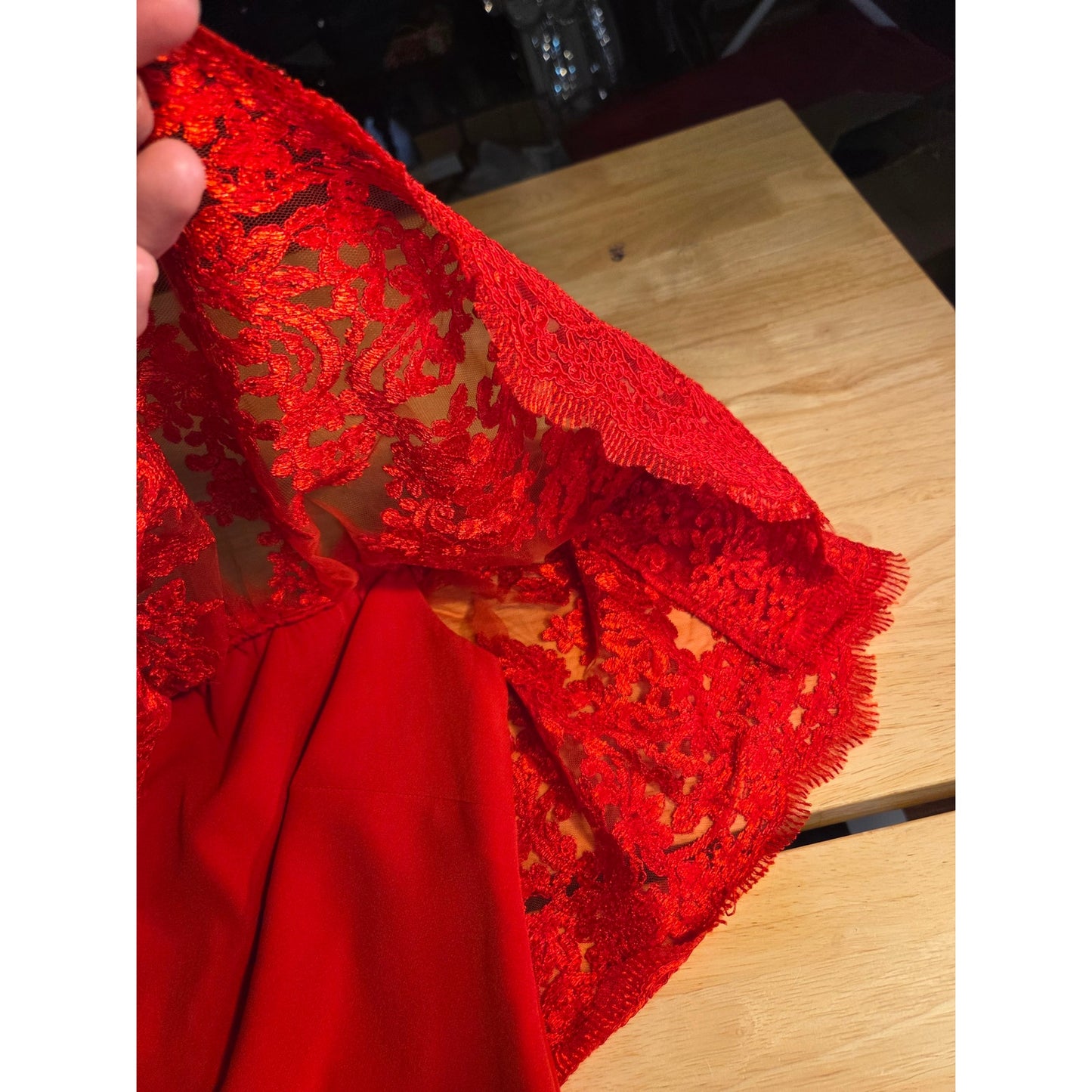 Badgley Mischka Belle Red Bardot Lace Body Con Midi Dress US size 10