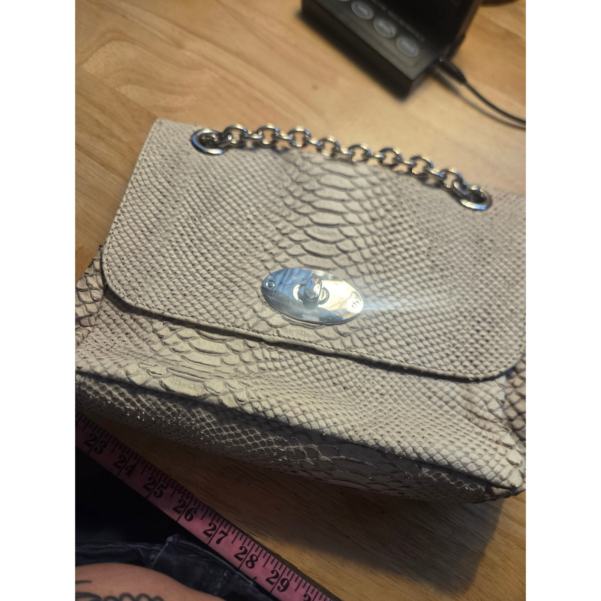 Doncaster made in Italy snake looking leather Gray silver metal chain bag