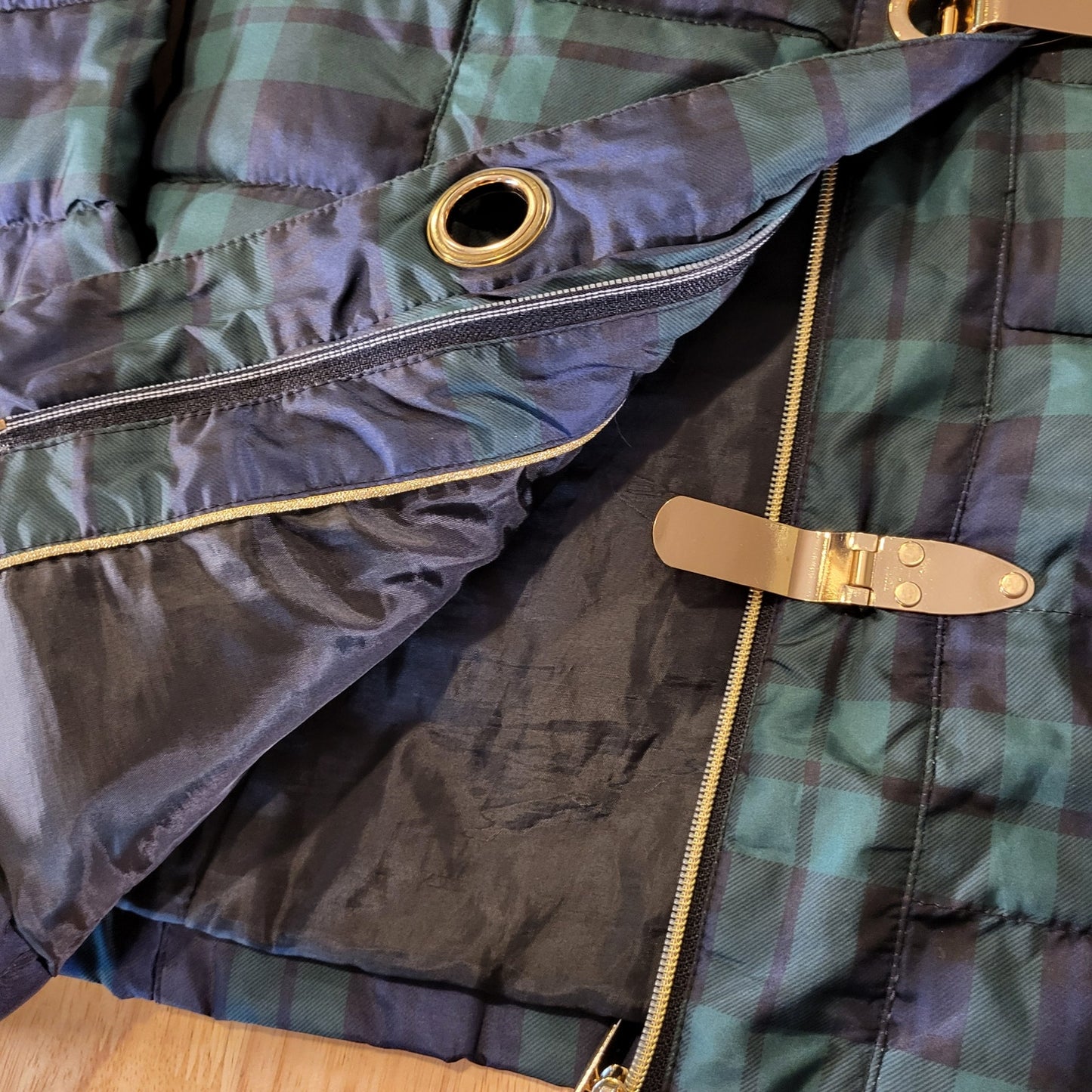 Charter Club Blue Green Plaid Puffer Coat Gold Closures (See slight damage)