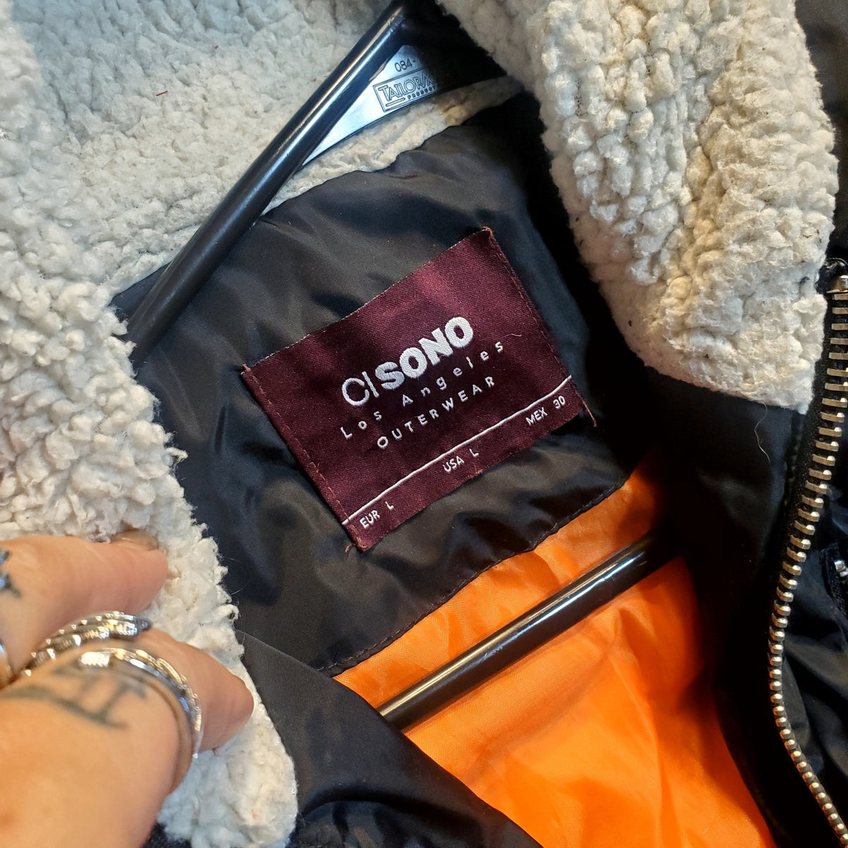 Ci Sono Black Viral Puffer Jacket Orange lining Shearling Hood Silver Zip Large