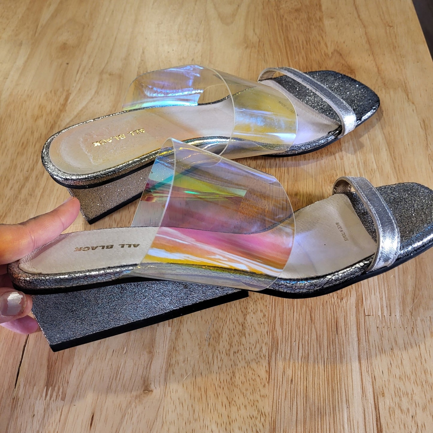 All Black Silver Metallic Iridescent Clear Band Wedge Size 40