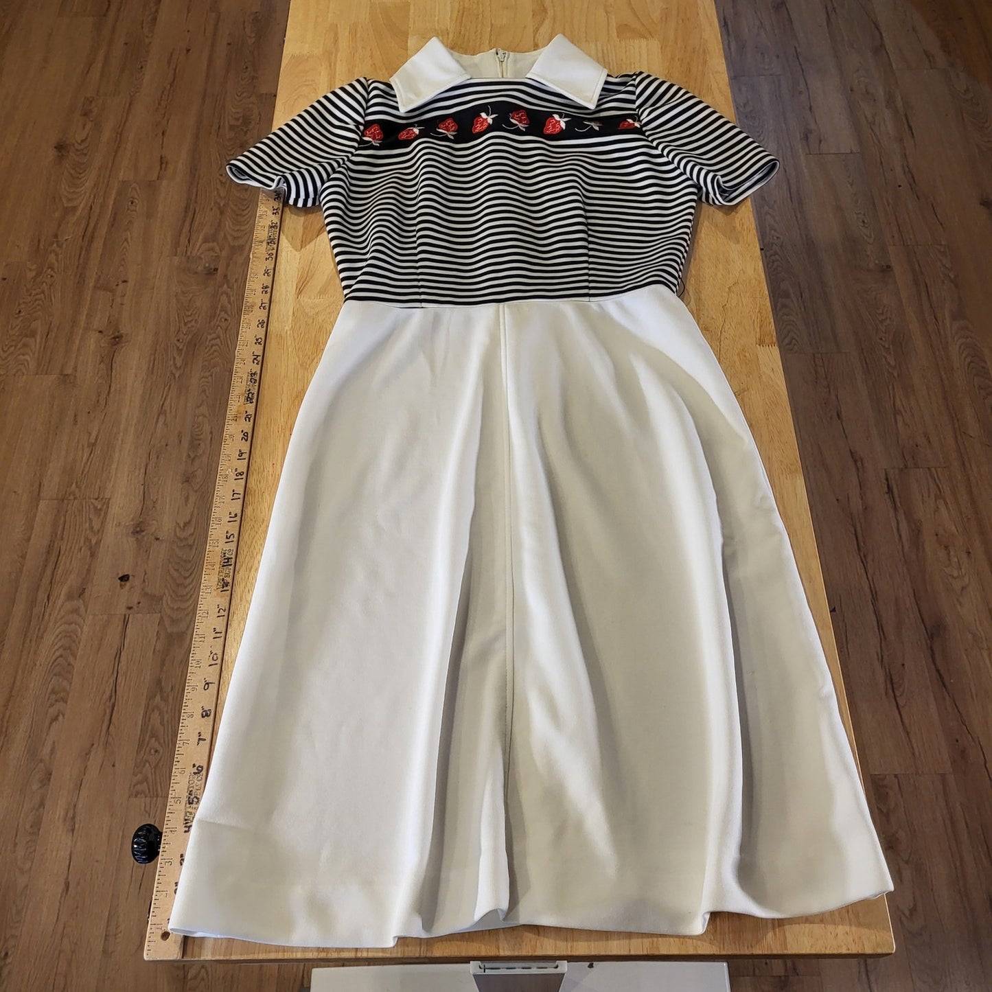 Vintage Polyester Black White Striped Strawberry Collared Short Sleeve