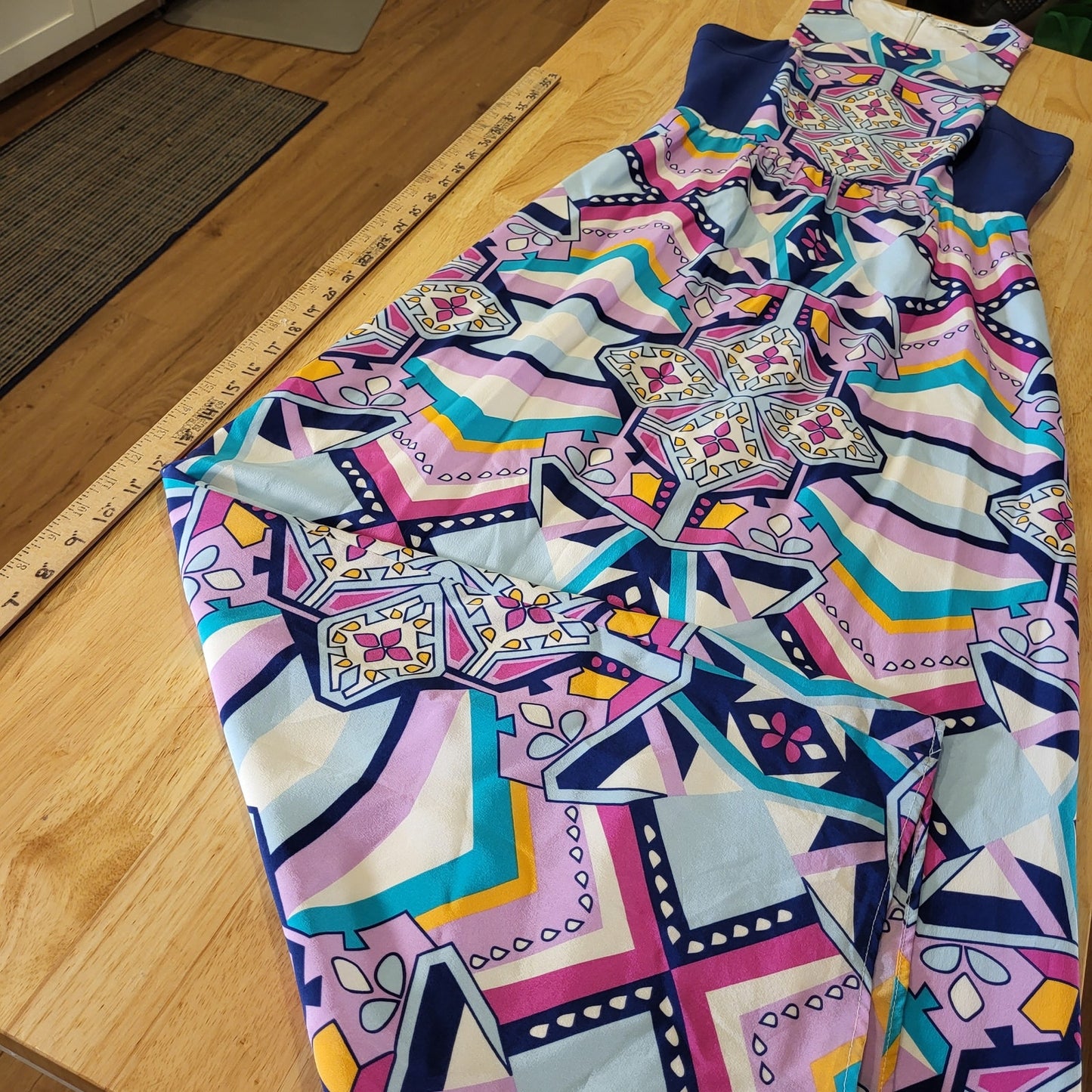 Annie Griffin Max Geometric Print Colorful Purple Pink Size 2