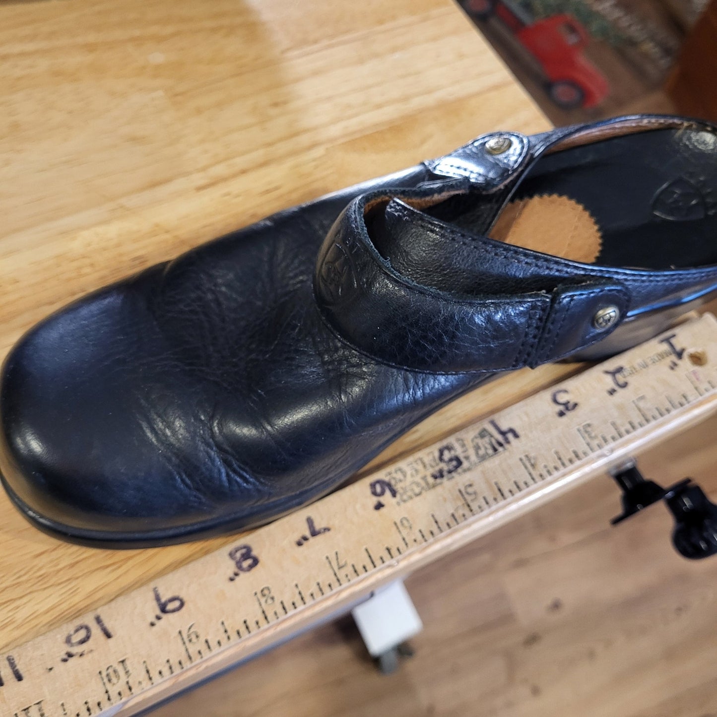 Ariat Black Leather Clogs Size 9 Gold Detail Rubber Grip Sole