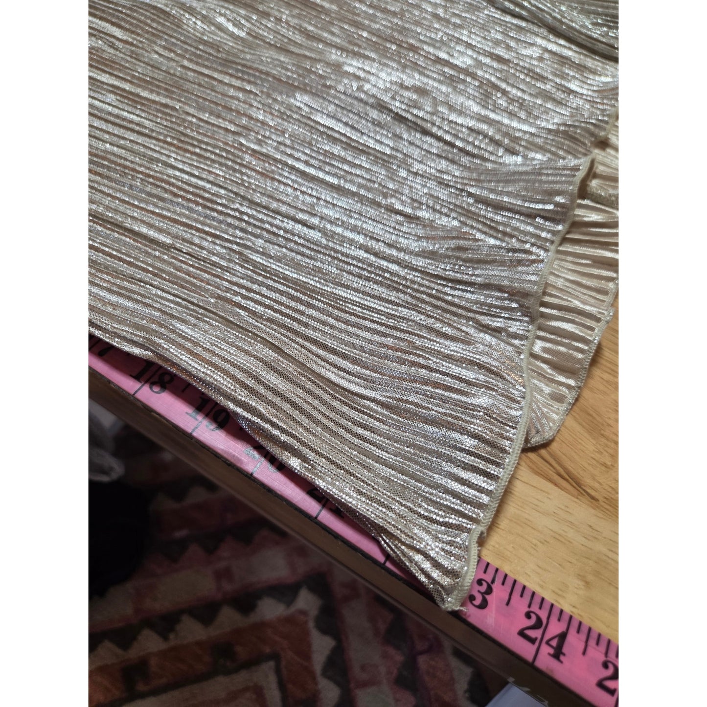 Chenault metallic long sleeve pleated blouse nylon rayon small