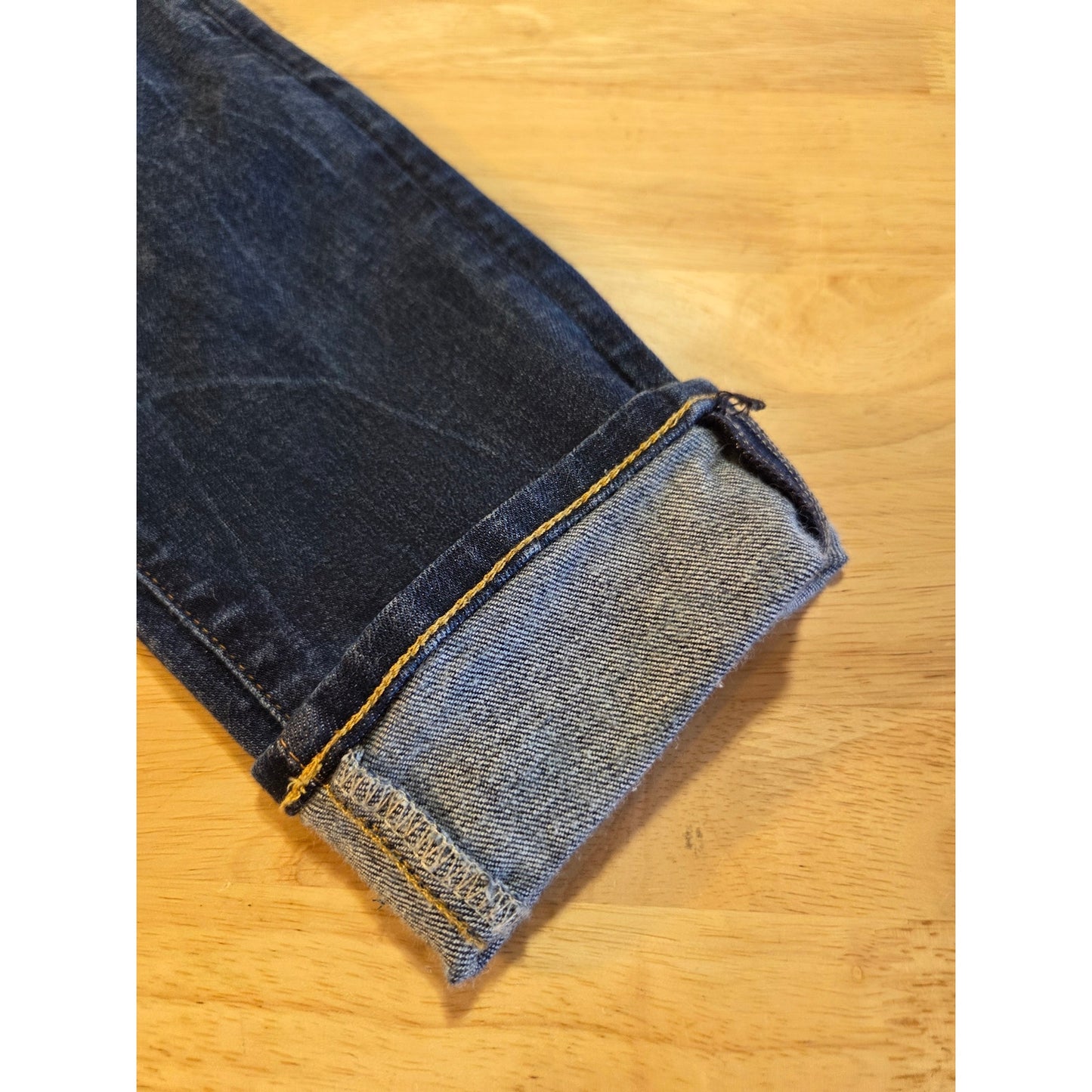 American Eagle 28x30 next level airflex skinny medium dark wash distressed jeans