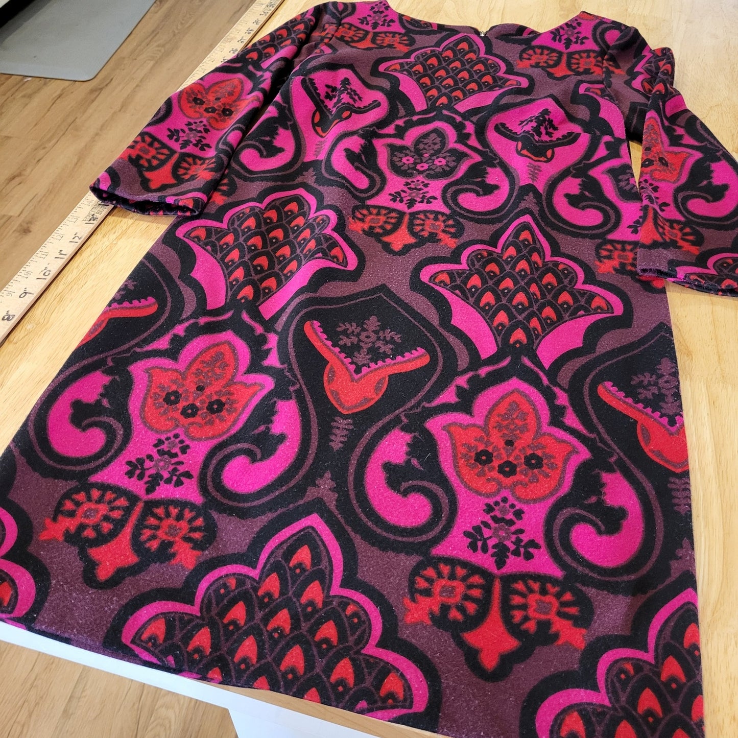 Taylor Pink Paisley Print Knit Pencil Dress Long Sleeve Midi 16" P2P