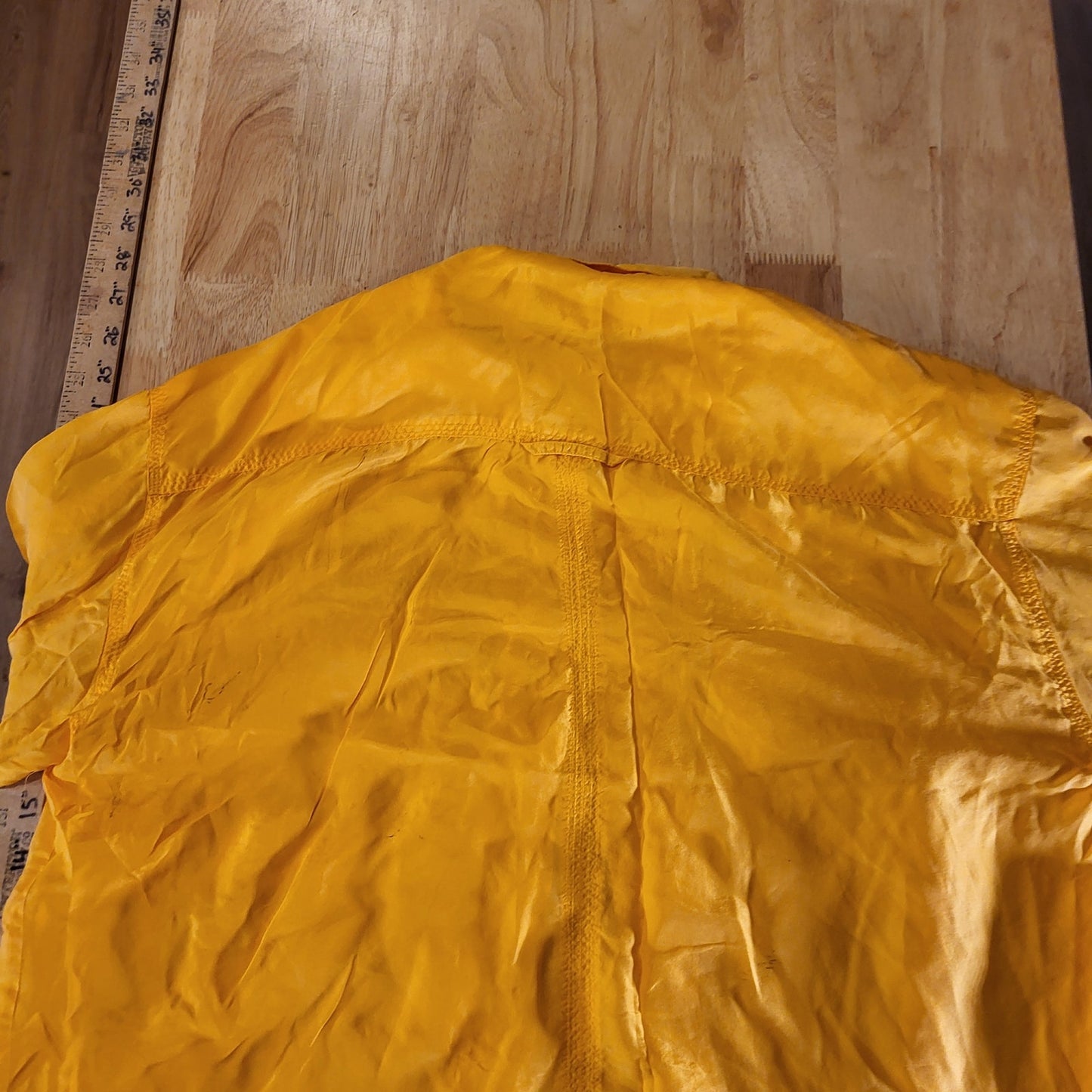 Vintage Louise Paris Mustard Yellow 100% Silk Collared Button Down Small