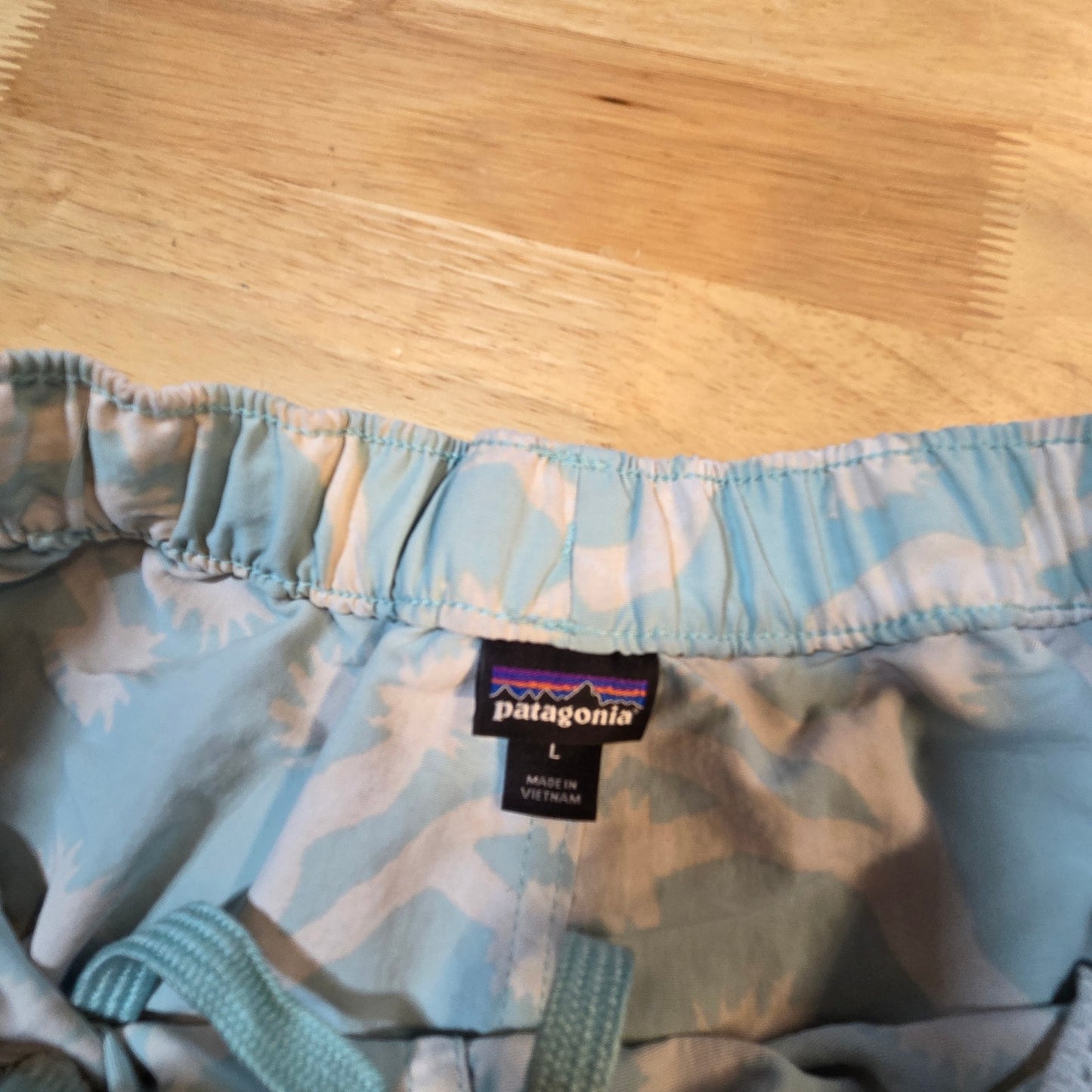 Patagonia Blue Joshua Tree Woman's Shorts White Elastic Waist Pockets Large