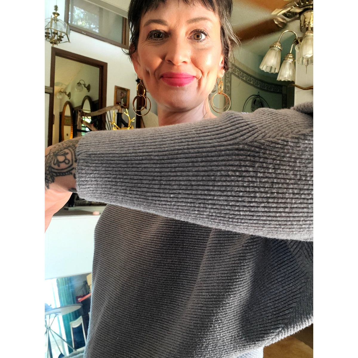 Cupio size large gray ribbed Batwing jersey knit sweatshirt sweater boat neck