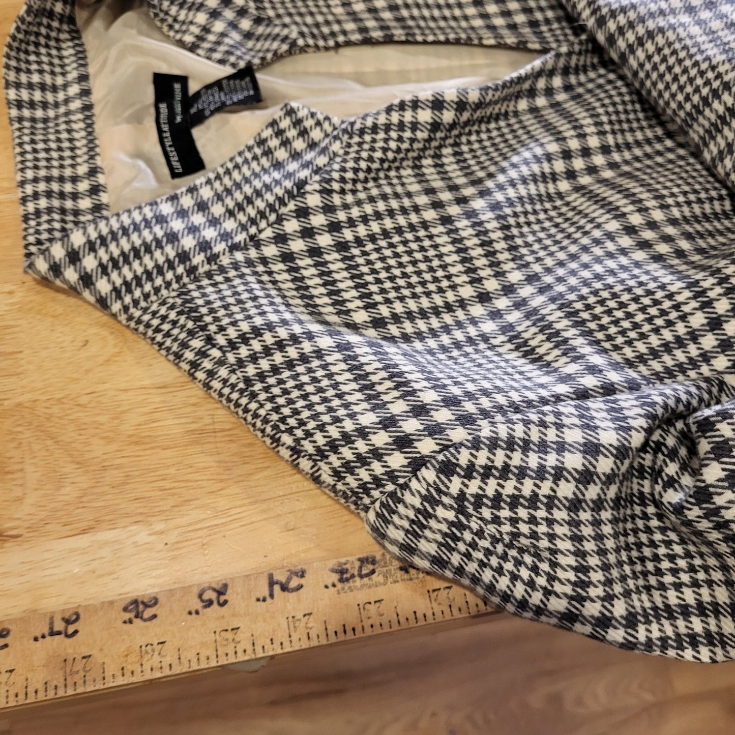 Lifestyle Attitude by Larry Levine Houndstooth Mandarin Collar Rayon Belted Coat