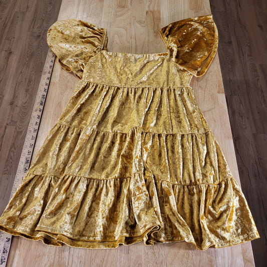All In Favor Gold Velvet Flutter Sleeve Tiered Ruffle Mini Dress Medium