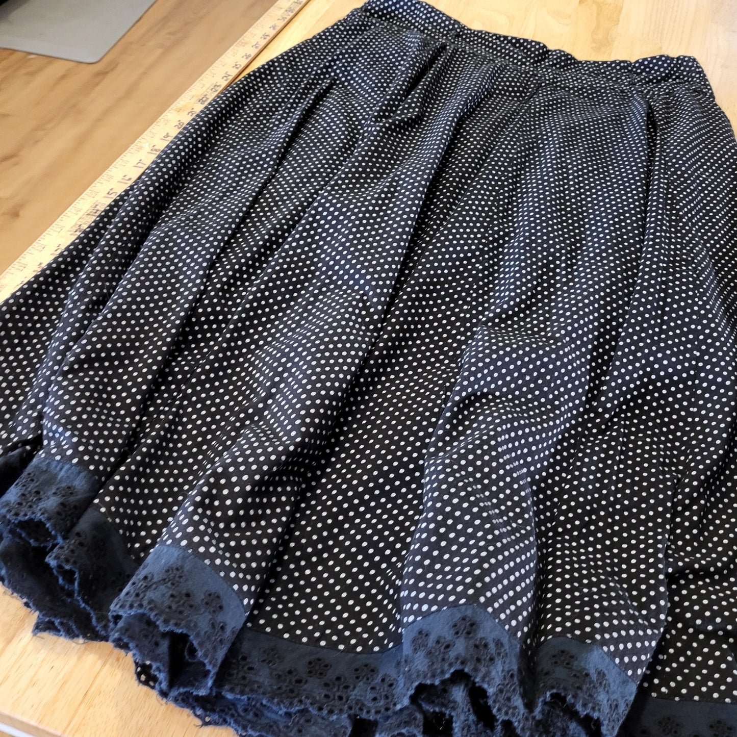 Cato 100% Cotton Size 10 Black Polka Dot A-line Knee Length Skirt Side Zip