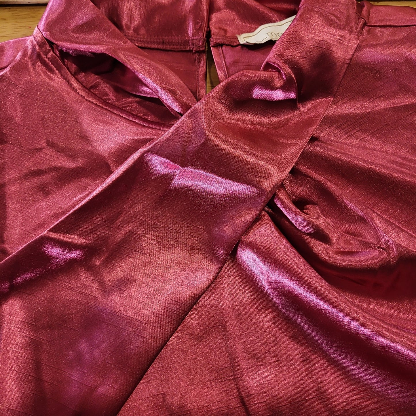 Monroe & Main Vintage Satin Pink Fuscia Winged Sleeve High Neck Blouse 2x