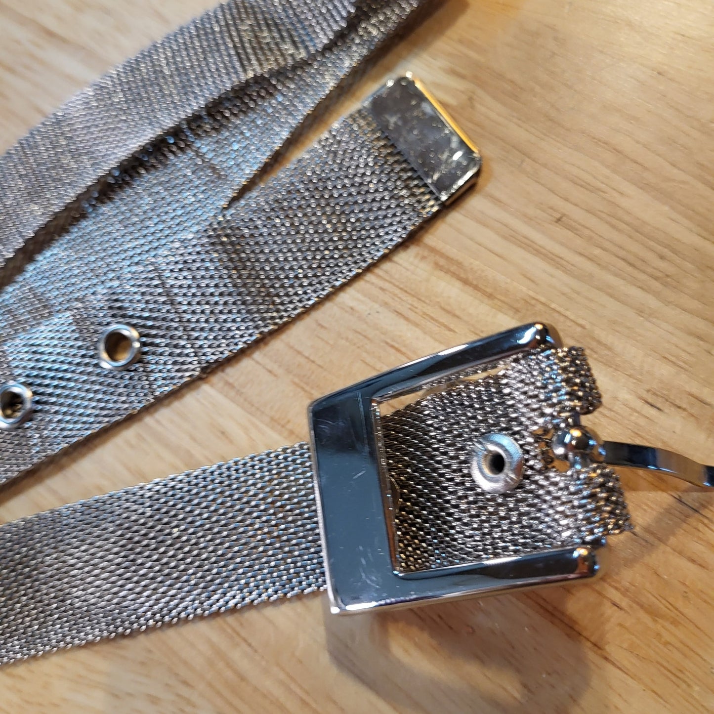Silver Tone Metal Reticulated Belt Vintage 80's 41" Long  1" Wide