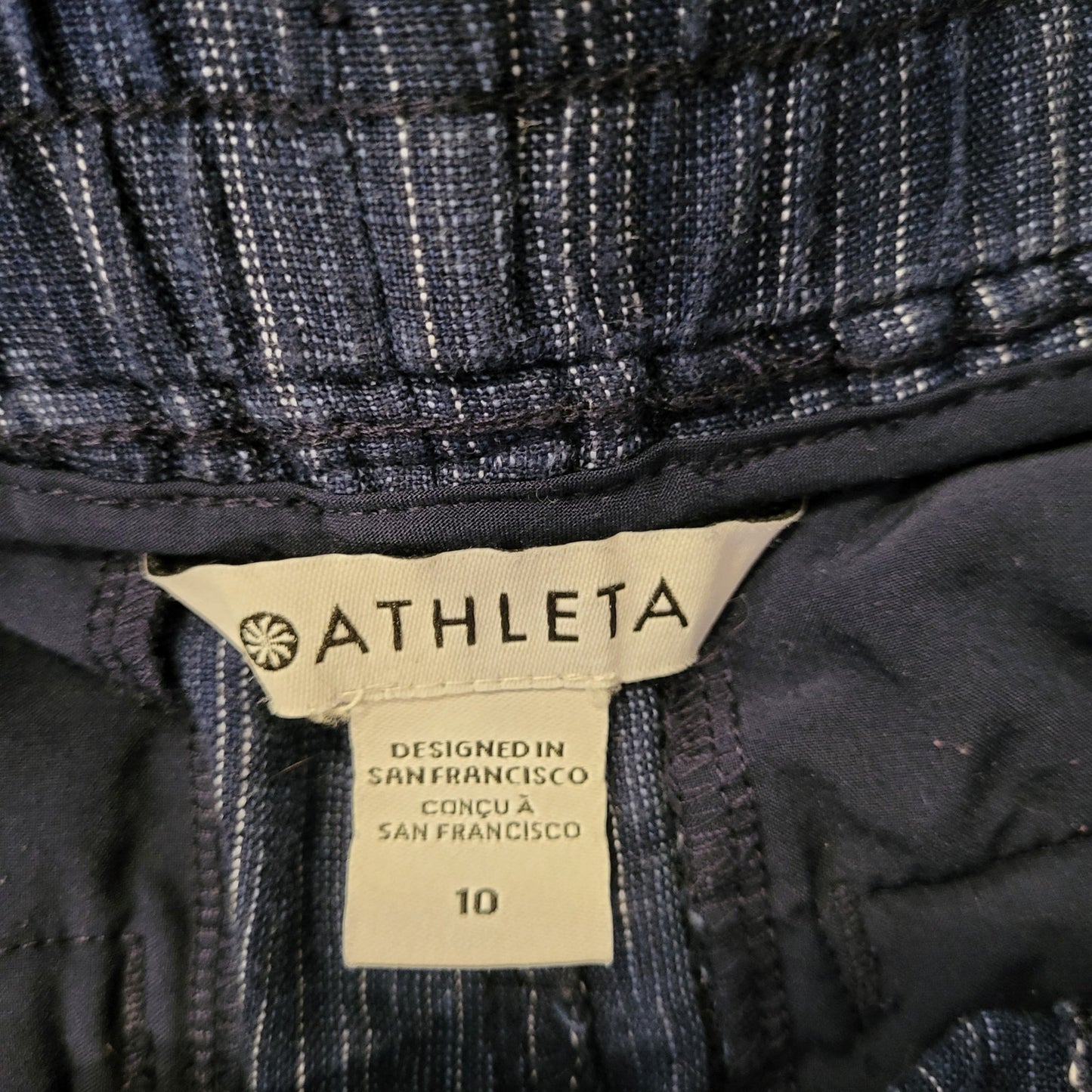 Athleta Blue Cotton Elastic Waist Shorts Pockets Medium 32" Waist
