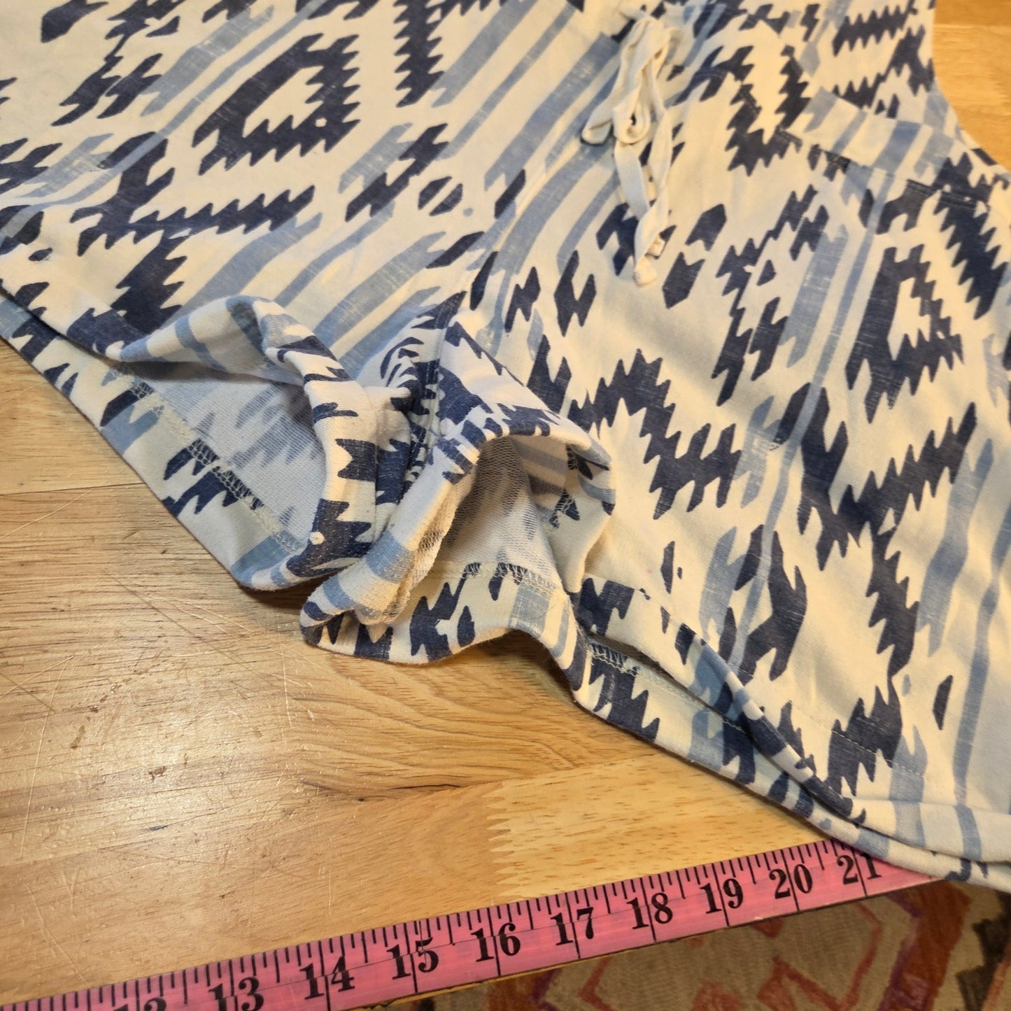 Cato Jersey Net Aztec print cream and blue overall shorts size large