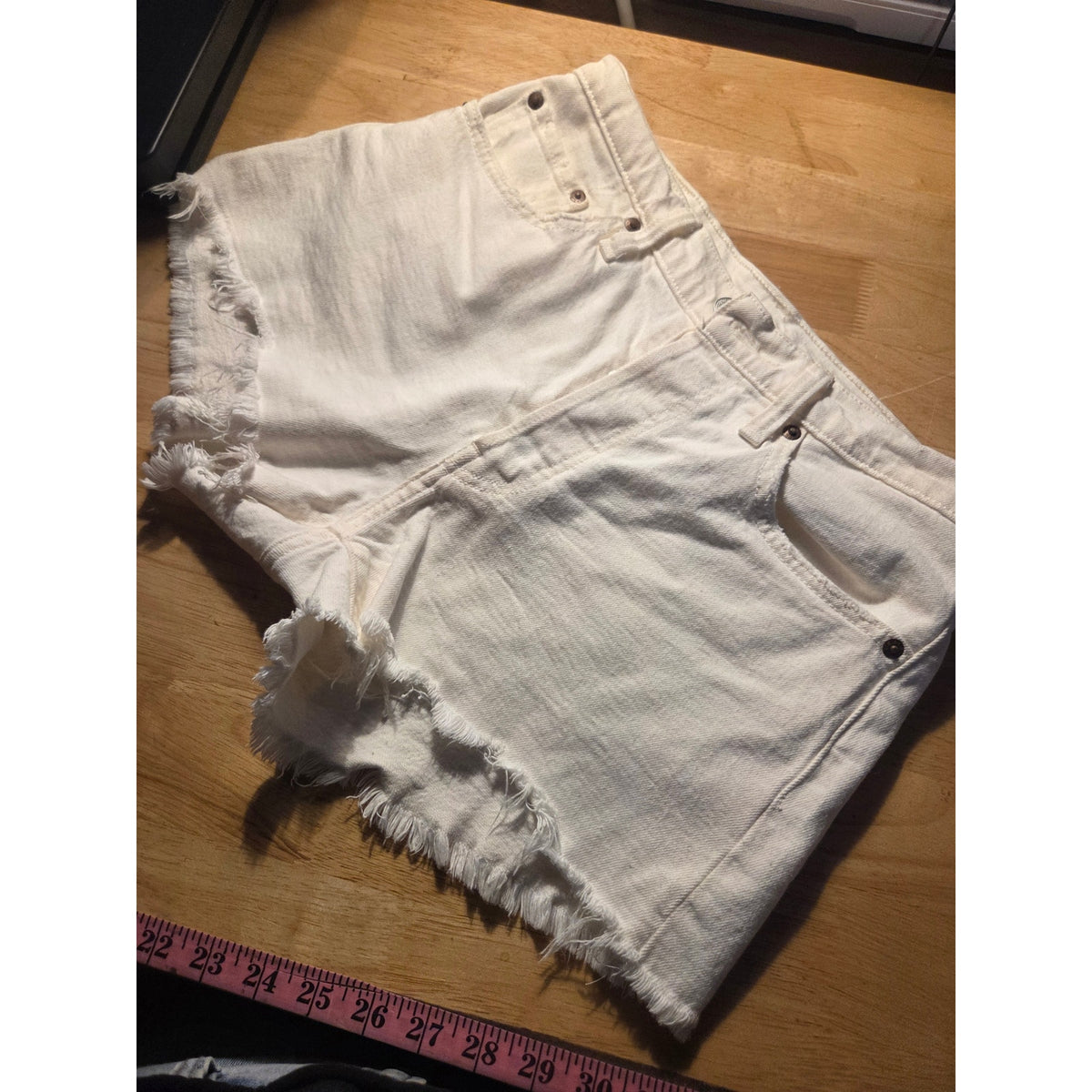 Levi's white cut off denim jeans shorts 27 w