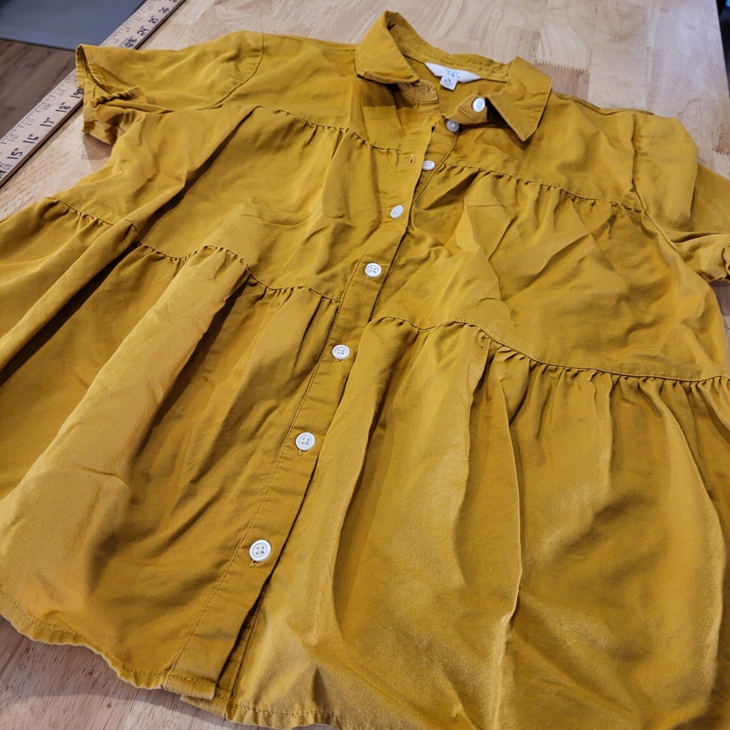 Cotton mustard yellow tiered ruffle button down cap sleeve 8/10 20" P2P
