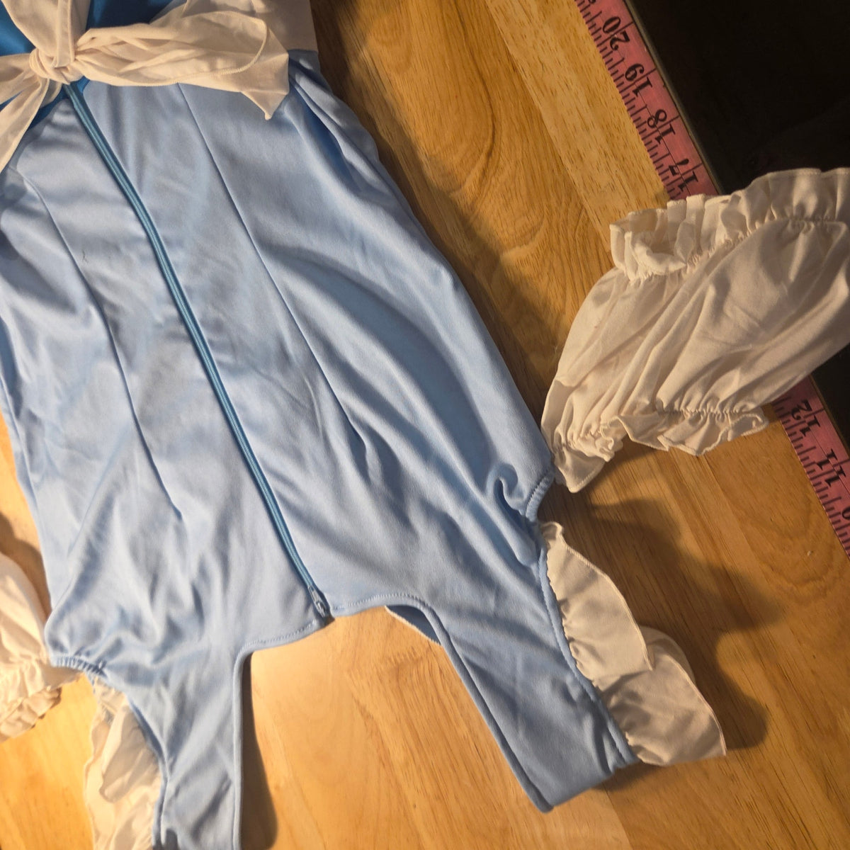 Legs Avenue Blue Mushroom Alice in Wonderland off the shoulder costume tie small