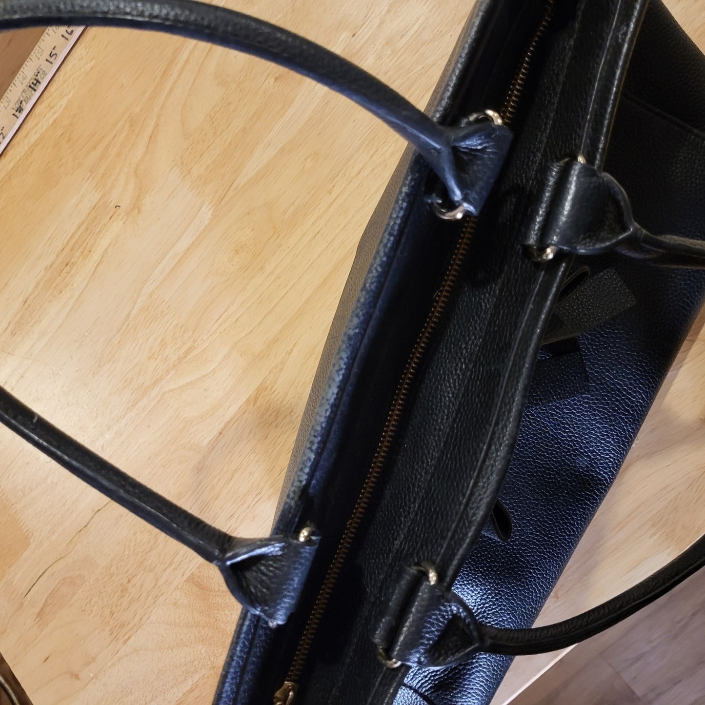 Kate Spade black pebbled leather top handle bag large bow zip closure