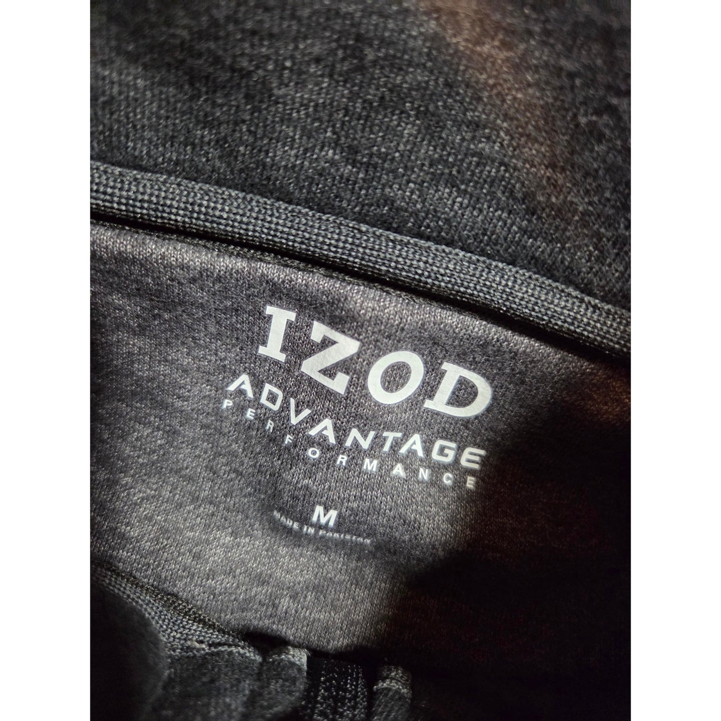 NWT  Izod performance advantage henley quarter zip long sleeve medium