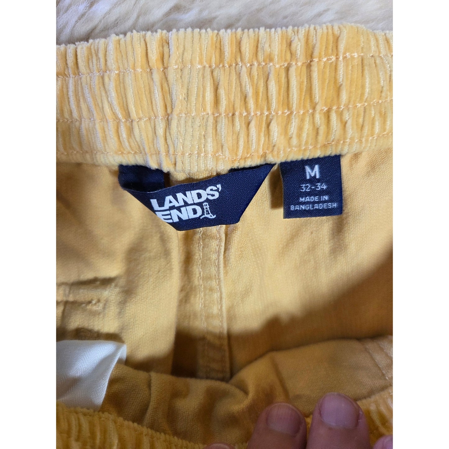 Land's End Size Medium Butter yellow Corduroy Elastic Waist Shorts
