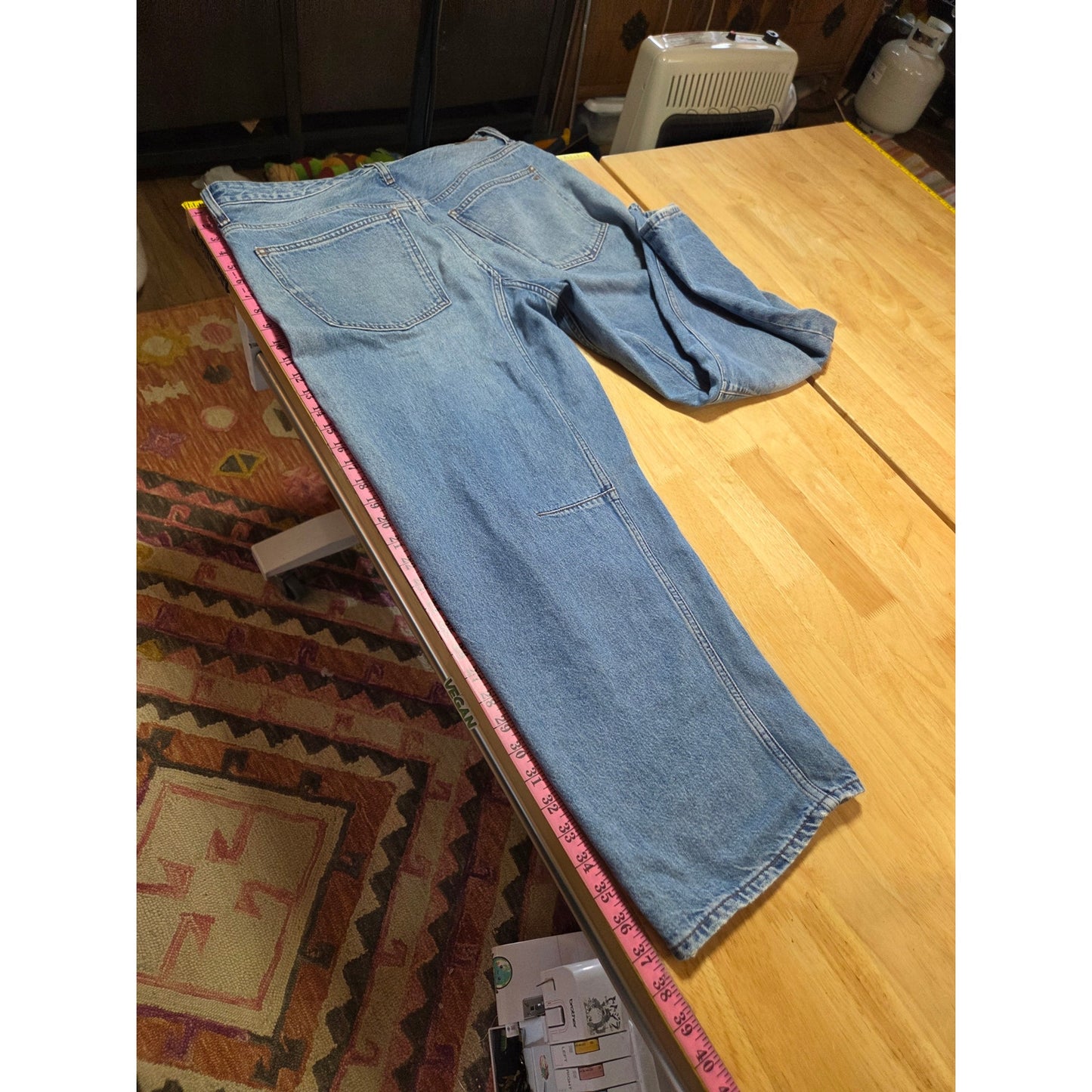 Madewell The Darted Barrel leg Jean size 30 light wash