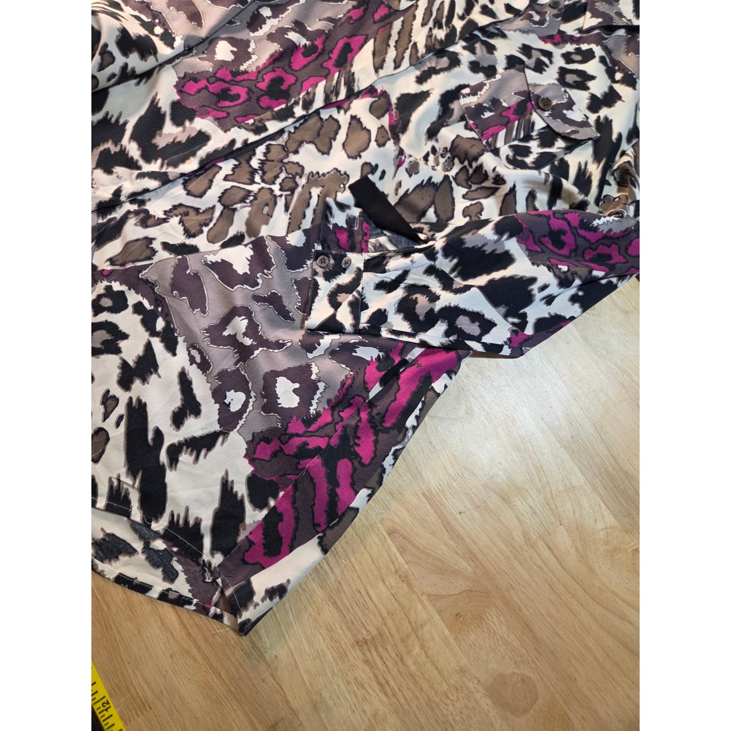 Silk culture size large 100% silk collared blouse colorful purple leopard print