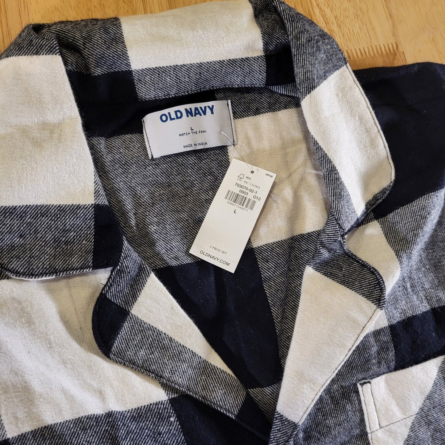 NWT Old Navy Black & White Buffalo Check Flannel Pajama Set Large
