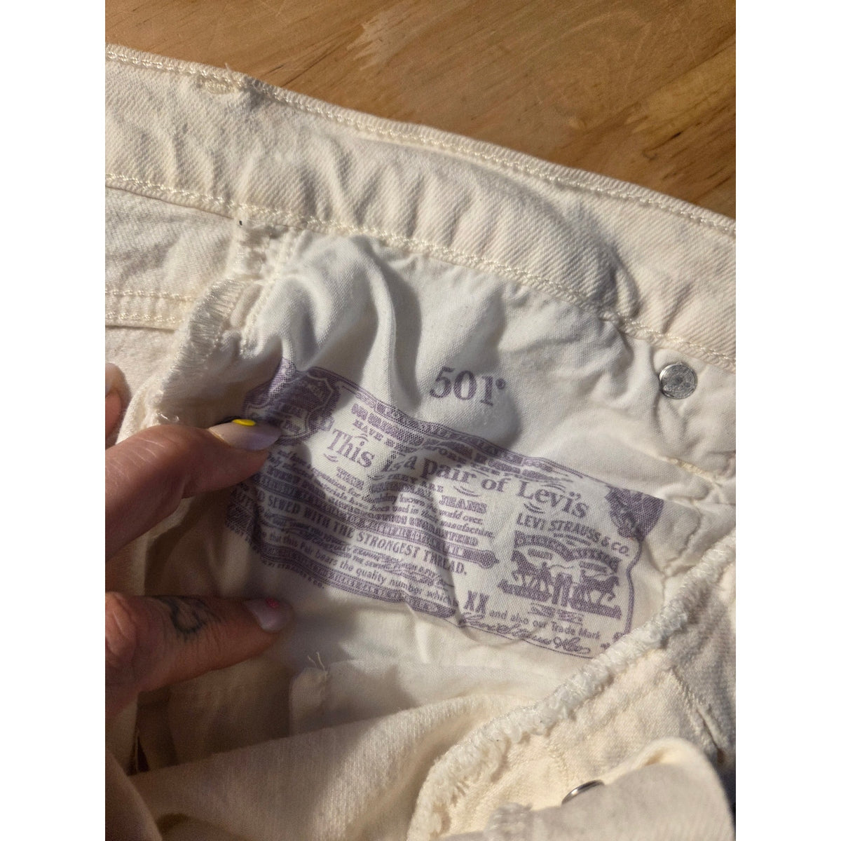 Levi's white cut off denim jeans shorts 27 w