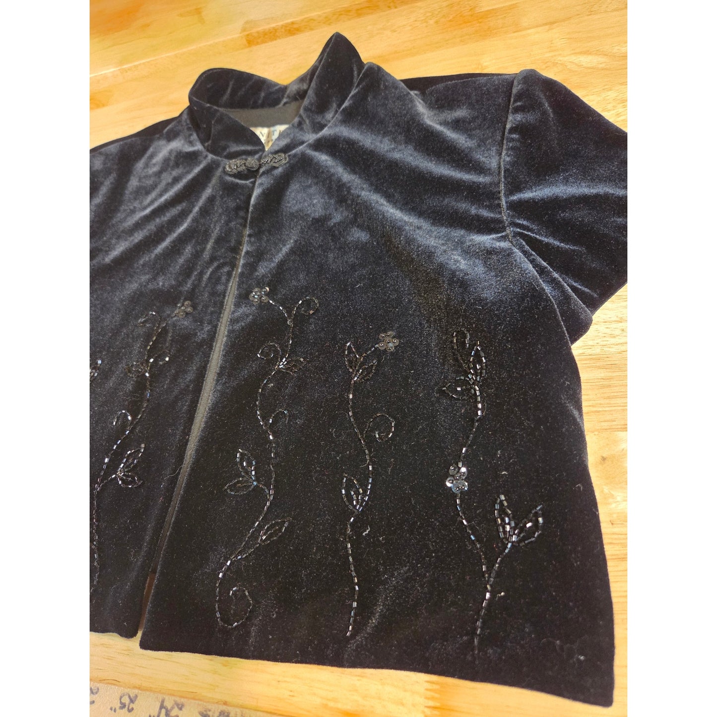Vintage Black Velvet Mandarin Collar Cap Sleeve Beaded size 14 20" P2P