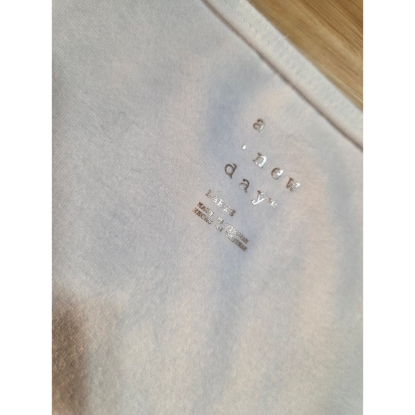 A new day white jersey knit shirt puff sleeve stretch t-shirt  large