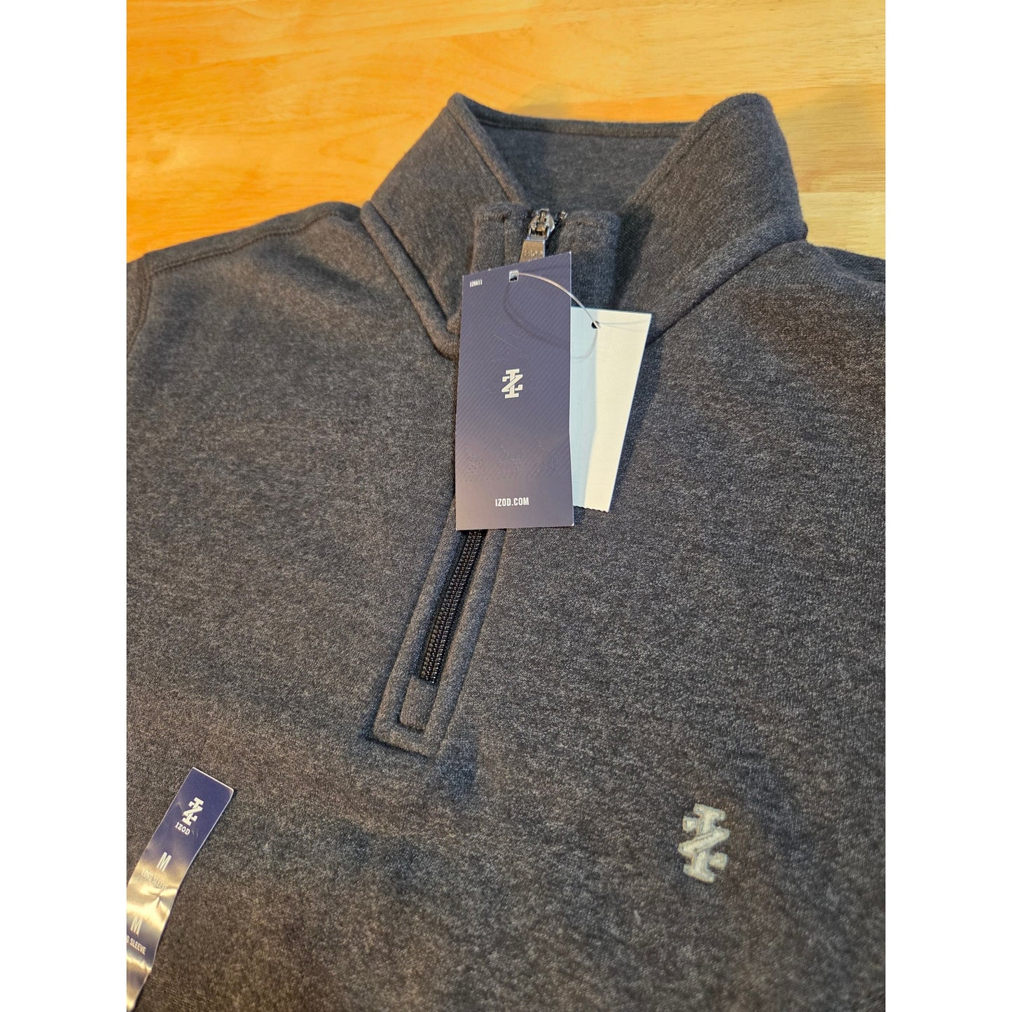 NWT  Izod performance advantage henley quarter zip long sleeve medium
