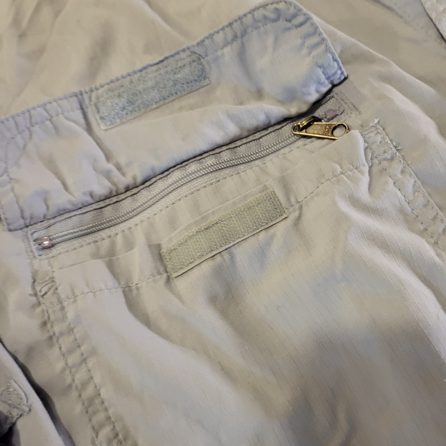 Columbia Blue Long Sleeve GRT Nylon XL Collared Button Down